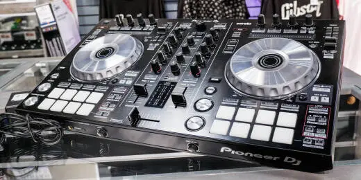 Pioneer - DDJ-SR2 Portable 2-Channel Controller for Serato DJ 2